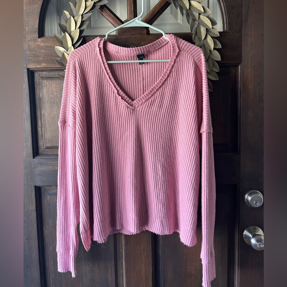 Gently worn- super soft pink oversized sweater